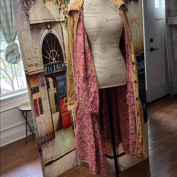 Magnolia Pearl Quilted Melie Coat 1146,
LaVerne, OS - Picture 16 of 16